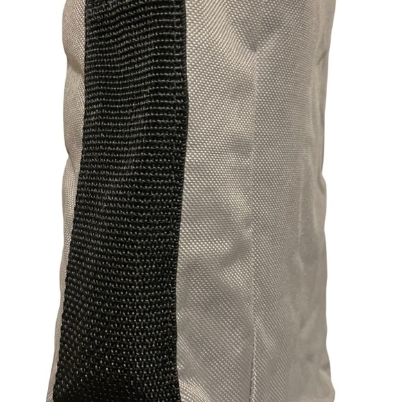 Gray and Black Durable Shoulder Bag Lunch Box - Picture 3 of 5